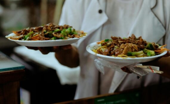 5 Must-Try Food Spots in Peninsula Plaza (Local Picks)