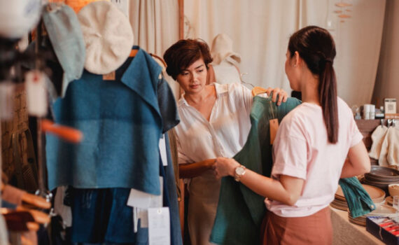 Top Spots to Get a Low-Cost Style Refresh at Peninsula Plaza